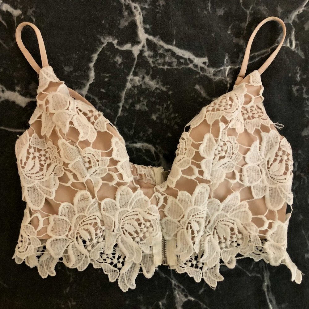 LF Rumor Boutique White Lace/Nude Bra Crop Top